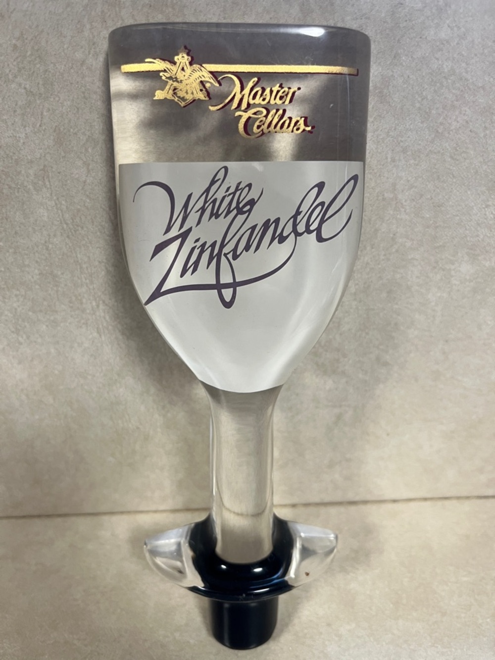 Anheuser Busch Master Cellars- "White Zinfandel" 7.5" Acrylic Tap Handle